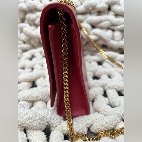 Yves Saint Laurent Medium Kate Tassel Crossbody Bag - Picture 9 of 15